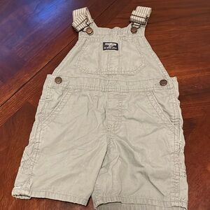 NWT Oshkosh boys 3T Overalls